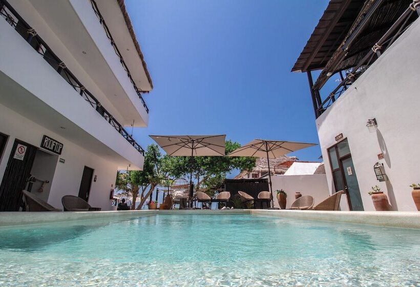 هتل Hau Holbox Beach Front