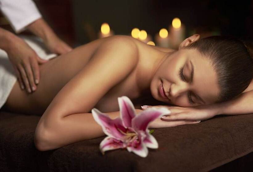 هتل Laya Resort Phuket Island