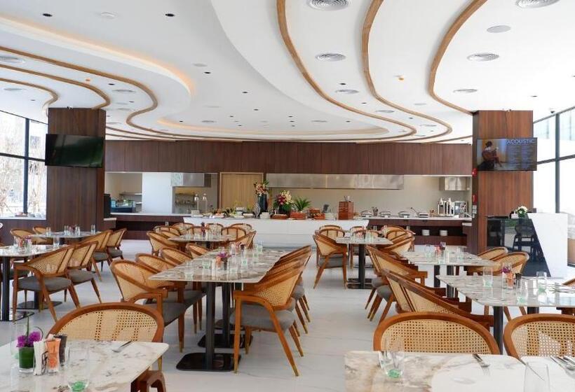 هتل Laya Resort Phuket Island