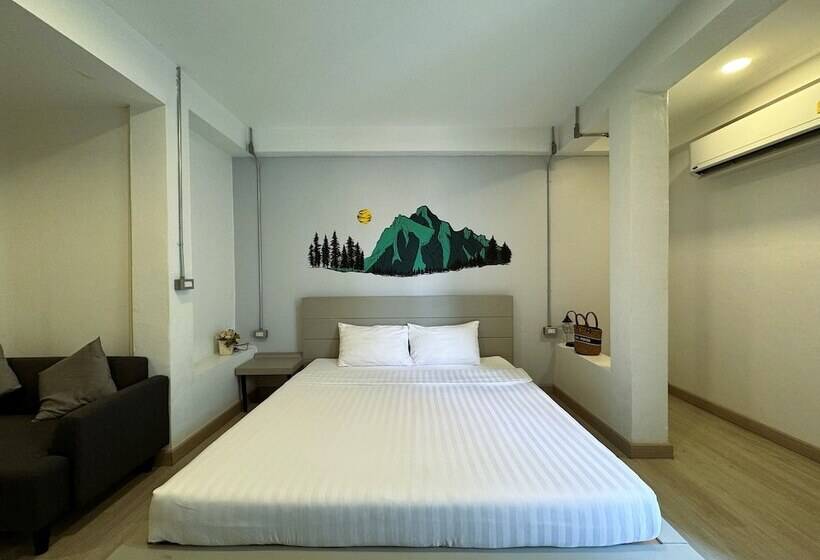 هتل Luka House
