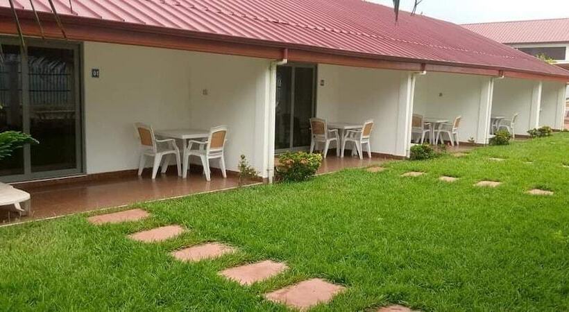 酒店 Premier Beach Resort