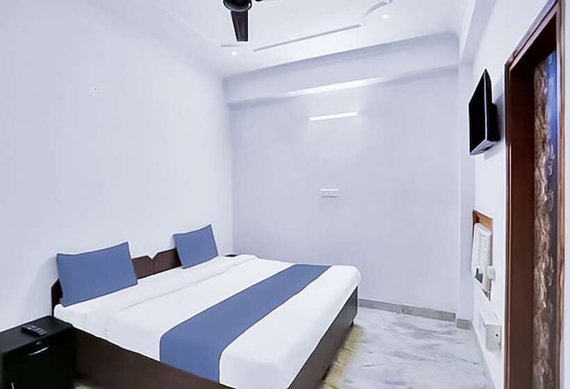 هتل Roomshala 117 Shubham Residency