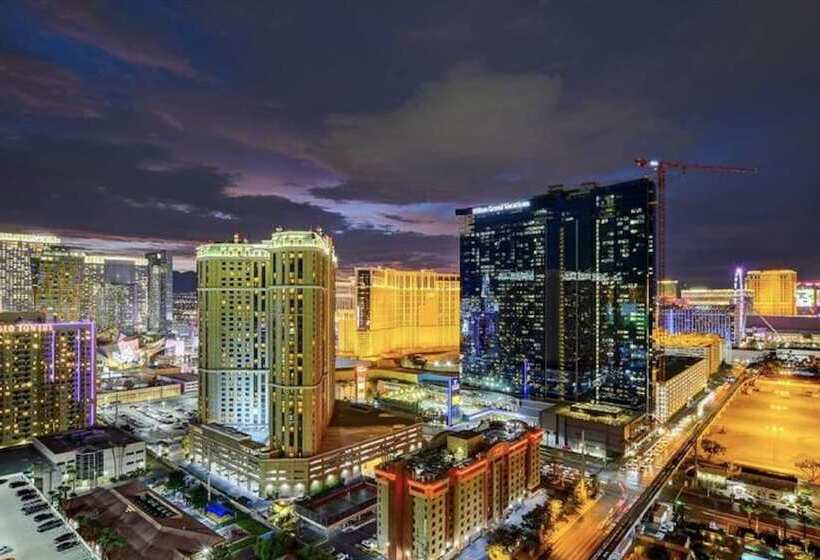 هتل Awesome New Mgm Signature Condo