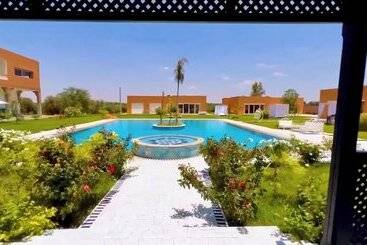 پانسیون Domaine Bahi