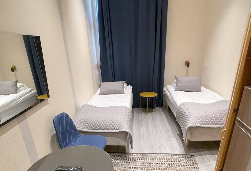 پانسیون Kuukkeli Ivalo Airport Inn
