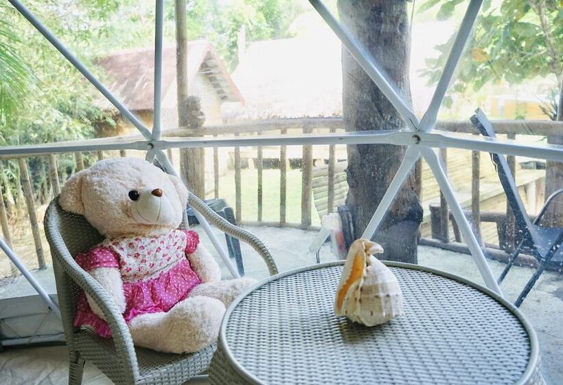 Eco Glamping Treehouses Closest Resort To All Tourist Attractions