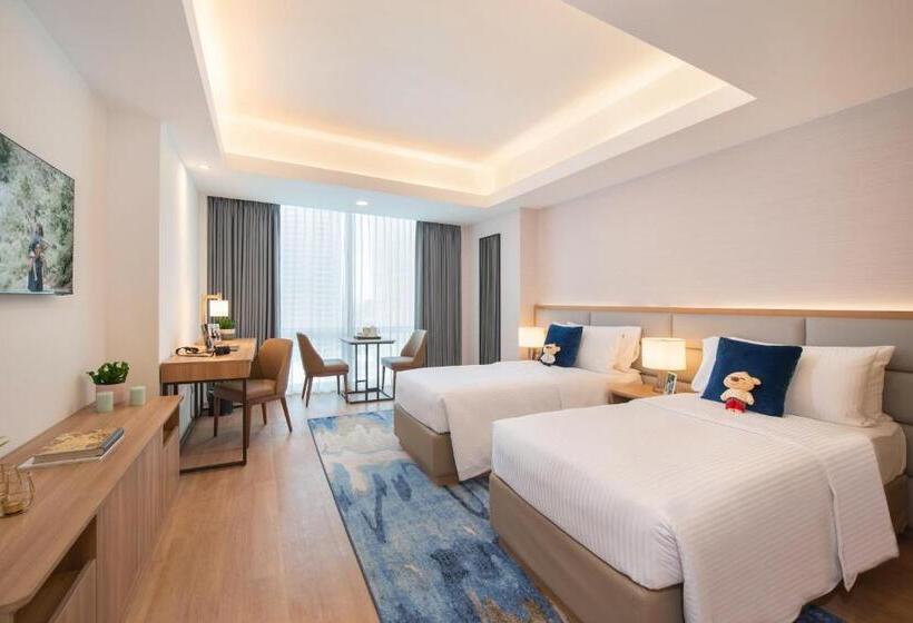 Somerset Valero Makati