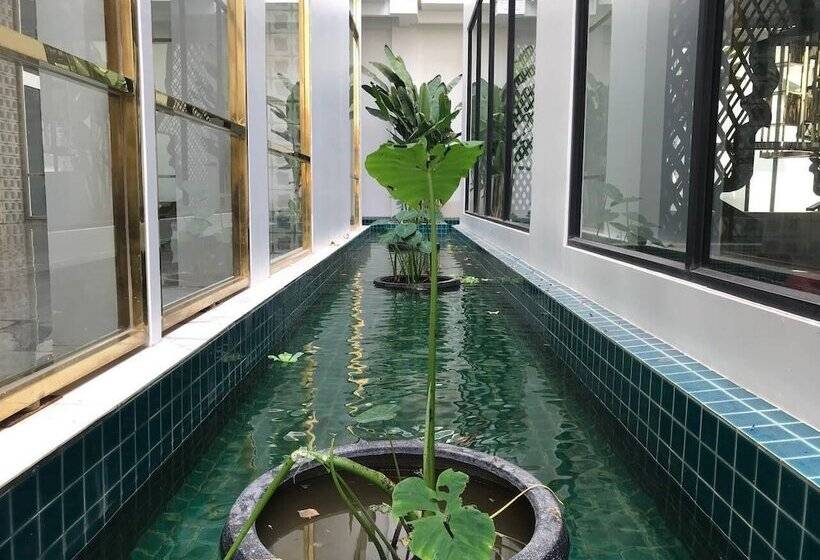 Hengly Mohasambath Hotel & Spa