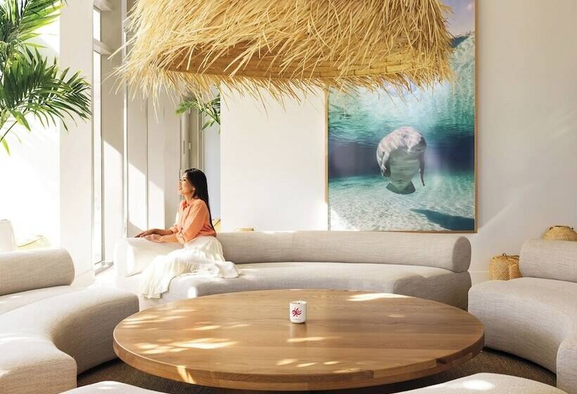 هتل Flow Miami