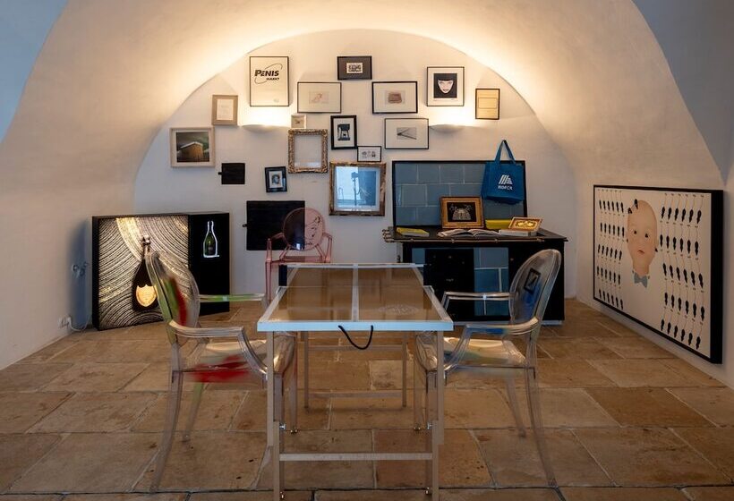 호텔 La Petite Ivy, Trenninghof 1302   Managed By Sky9 Apartments