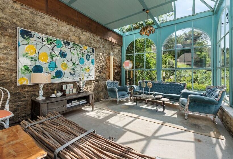 호텔 La Petite Ivy, Trenninghof 1302   Managed By Sky9 Apartments