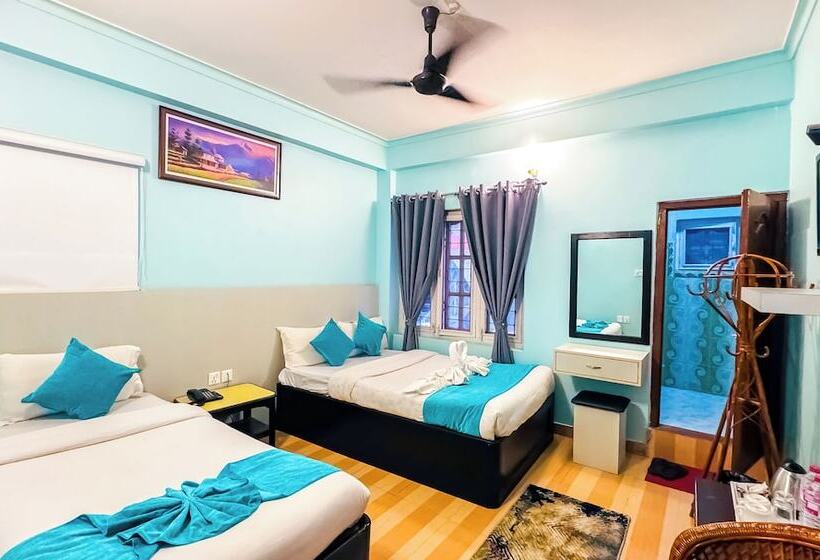 هتل Rudrakshya Pokhara