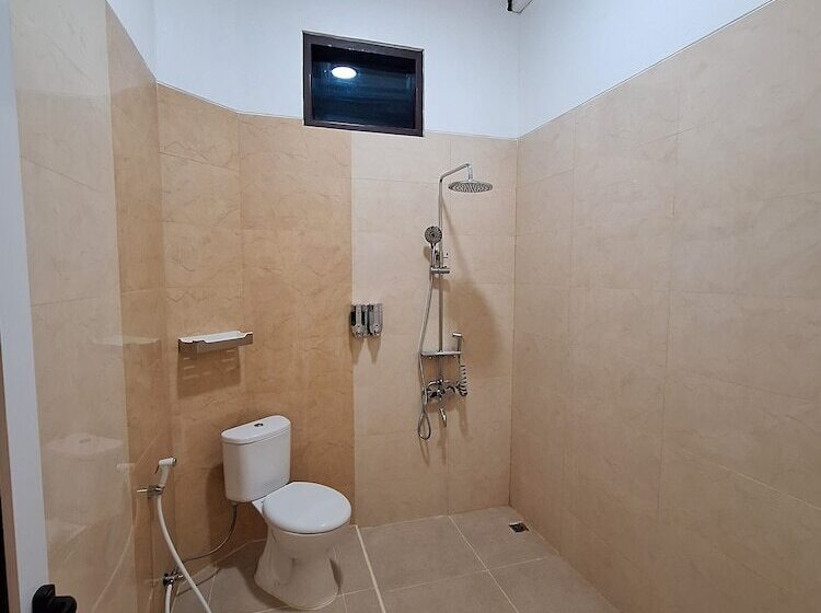 تختخواب و صبحانه Ar Raudhah Hotel Syariah