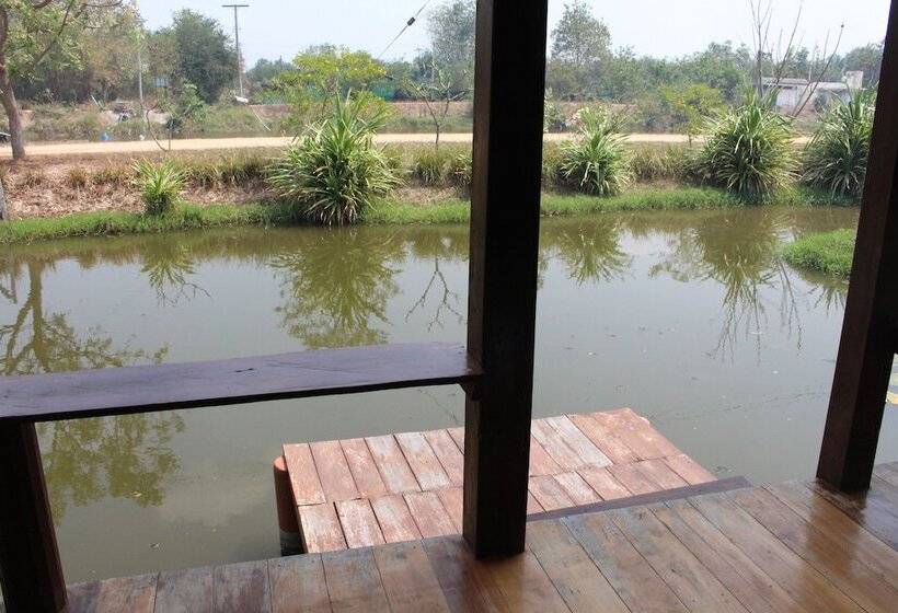 בית מלון כפרי Baan Suan Mulberry Farmstay