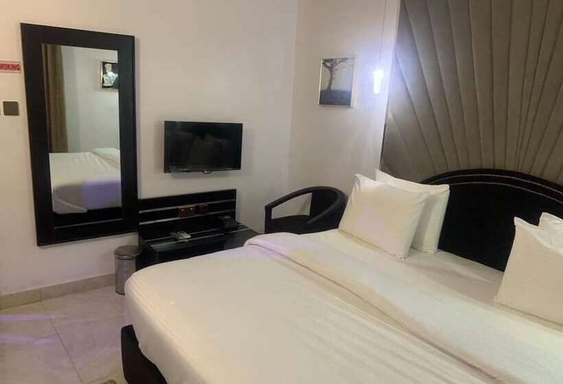 هتل The Great Palazzo Resort