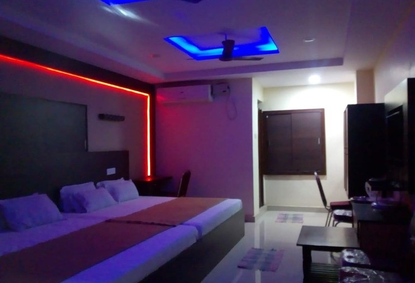 استراحتگاه Divya Lodge & Hotels
