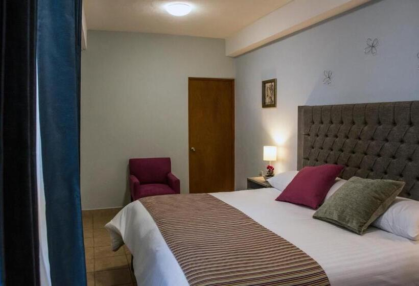 هتل Casa Aurora