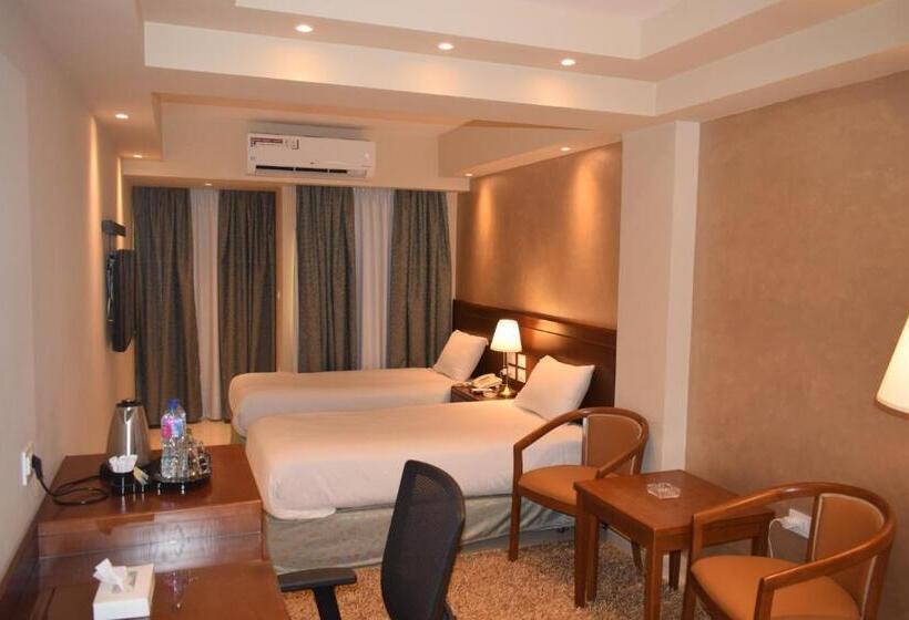 Hotel Omar El Khayam Al Minya