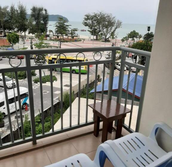 هتل Paretto Seaview