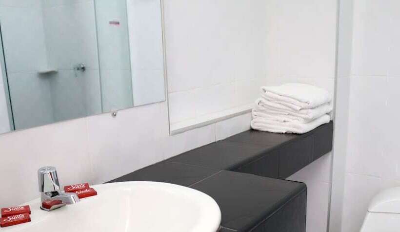 هتل Restaurante Versalles