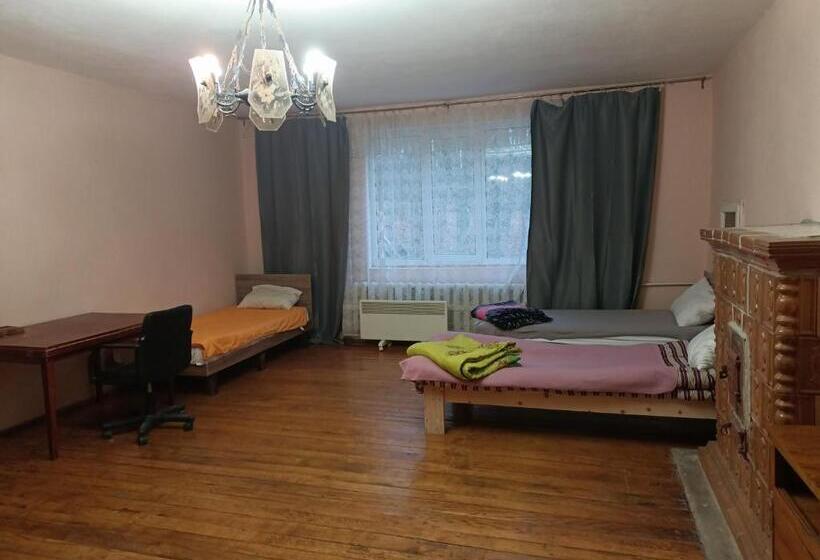 Krone Hostel