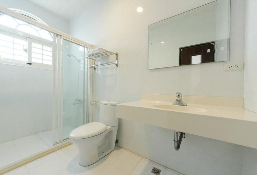 استراحتگاه Beauty Monroe B&b 可包棟 150吋投影 唱歌 夏日玩水 烤肉 電動麻將