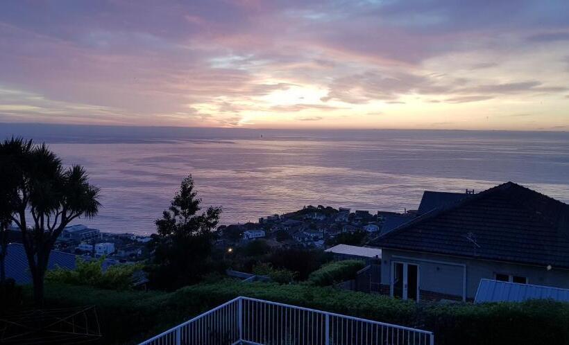 Rosemount B&b By The Sea St Clair