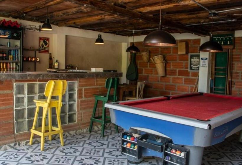 تختخواب و صبحانه Colores De La Sierra