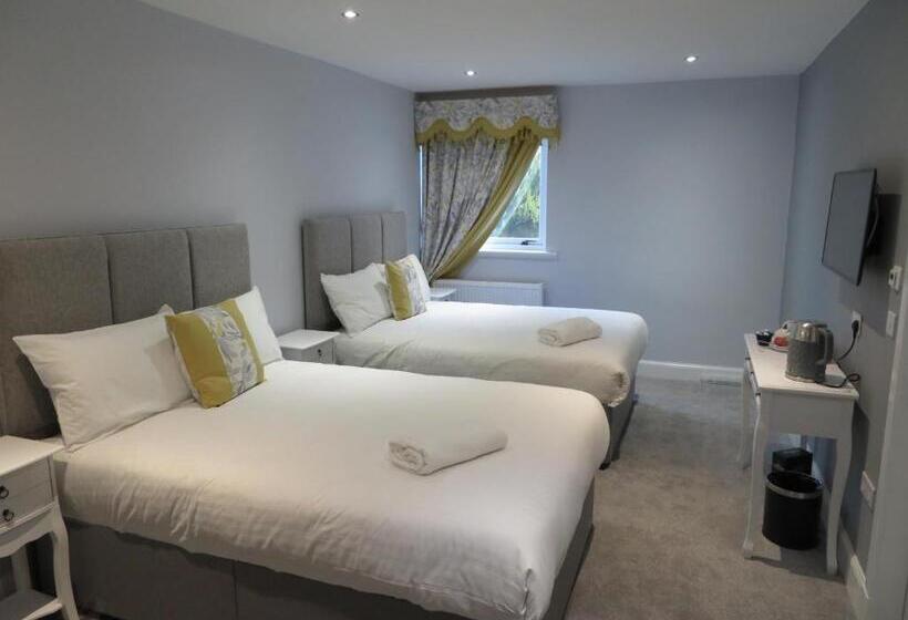 تختخواب و صبحانه Craigievar Guest House