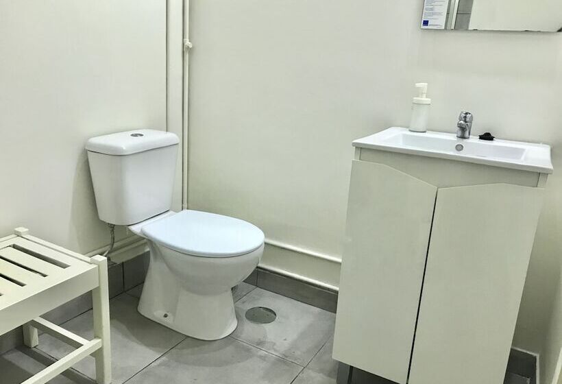 مبيت وإفطار Mirandesa Guesthouse