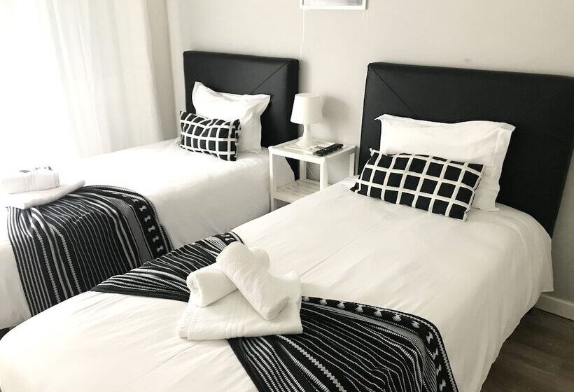 مبيت وإفطار Mirandesa Guesthouse