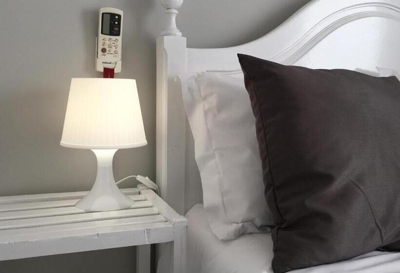 مبيت وإفطار Mirandesa Guesthouse