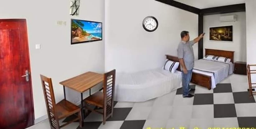 تختخواب و صبحانه Omega Hotel & Motel