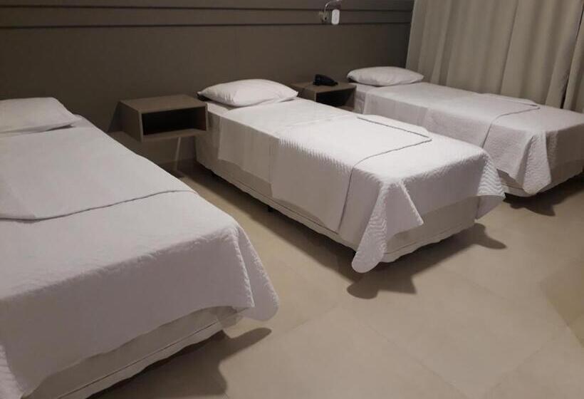 בית מלון כפרי Pak Suites