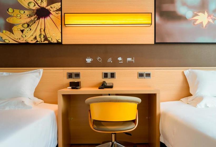 בית מלון כפרי Iu  Tianjin Keji Plaza Central Hospital