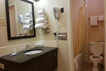 مُتل Widus Inn