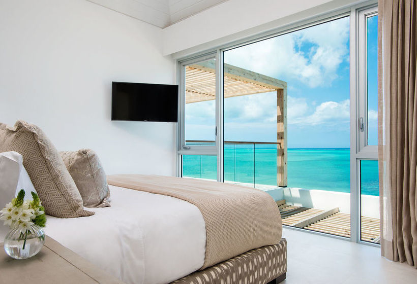 استراحتگاه Beach Enclave North Shore