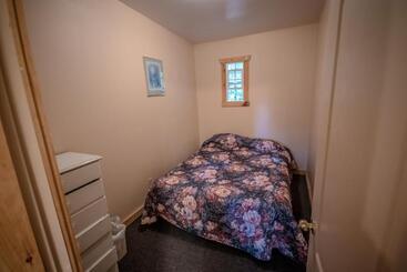 استراحتگاه High Falls Bay Cottages, Camping & Waterpark