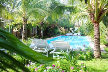 استراحتگاه Mui Ne Sunlight Villa