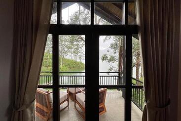 The Farm Resorts