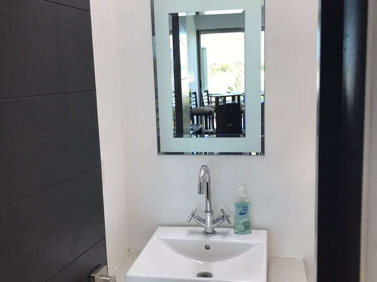 هاستل Hostal Urbano