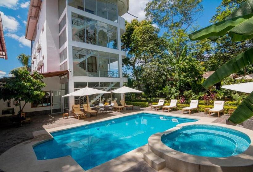 هاستل La Floresta Tarapoto Hostal