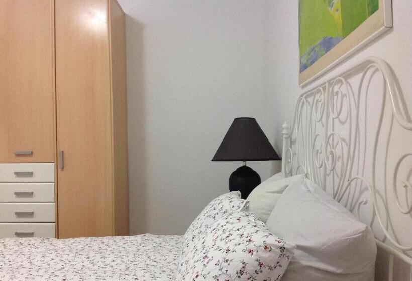 تختخواب و صبحانه Habitaciones Baobab