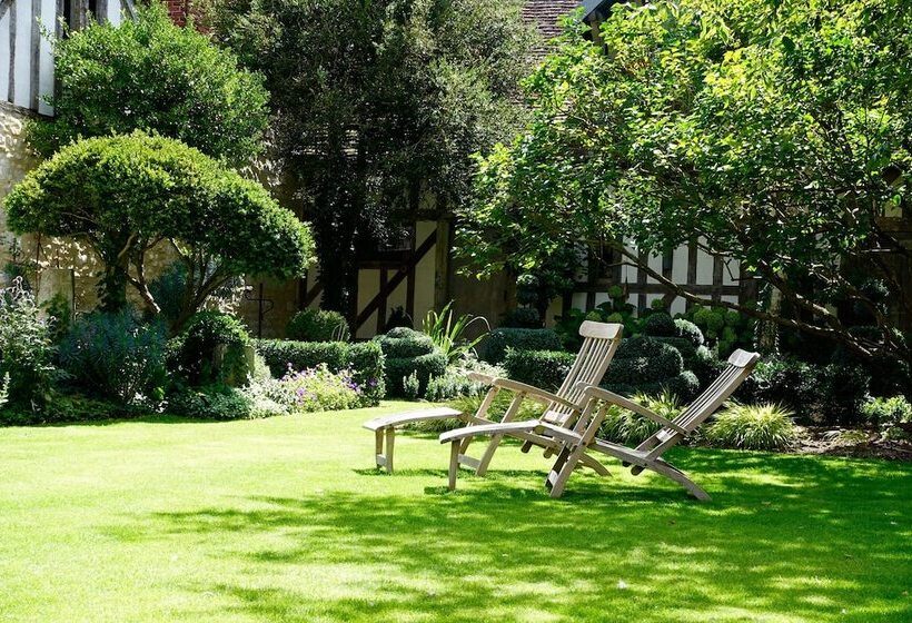 تختخواب و صبحانه Le Jardin De La Cathédrale