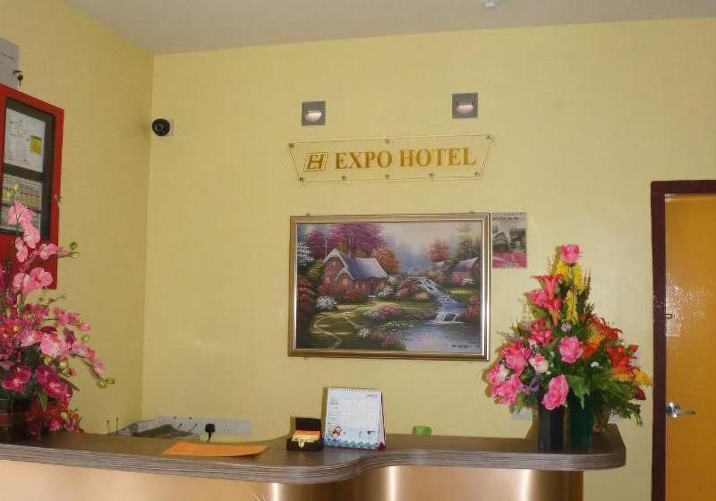 هتل Expo