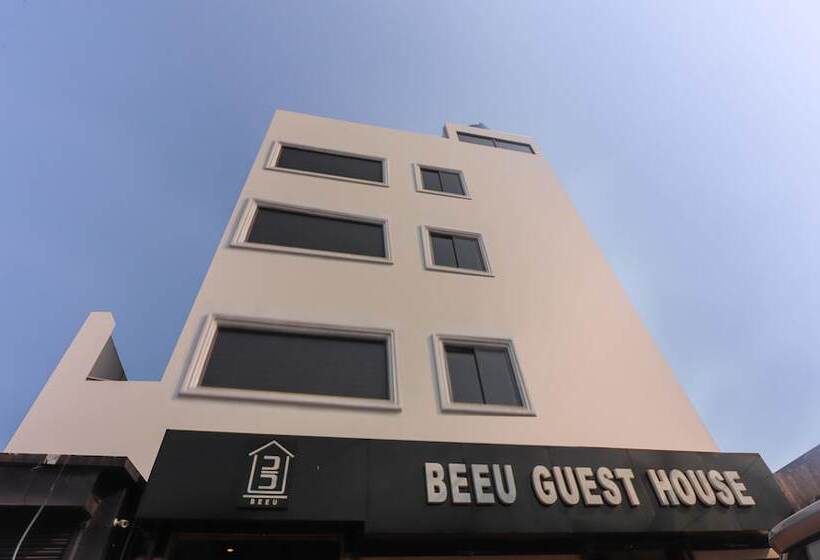 Fotos del hotel Treebo Beeu Guest House:  11