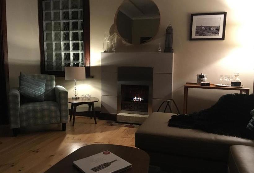 Tanunda S Magpie House