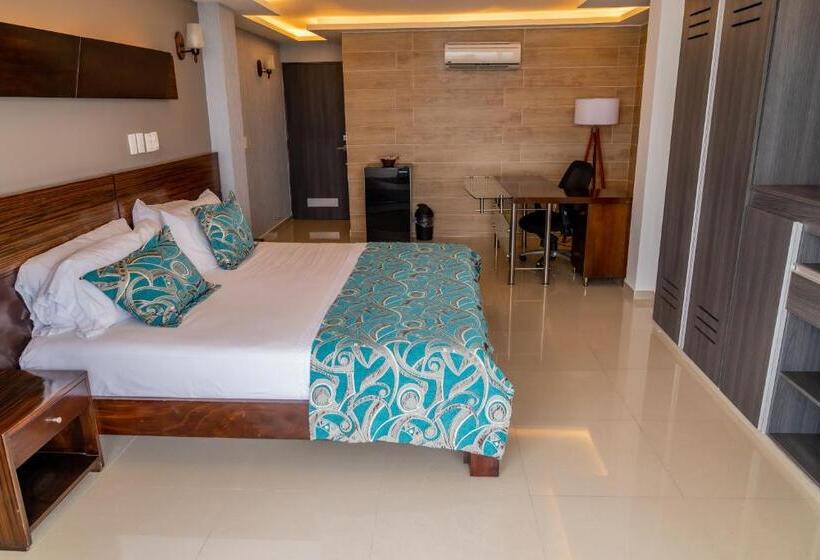 هتل Torre Mar