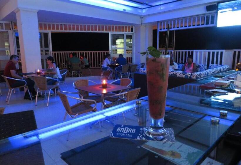 هتل Torre Mar