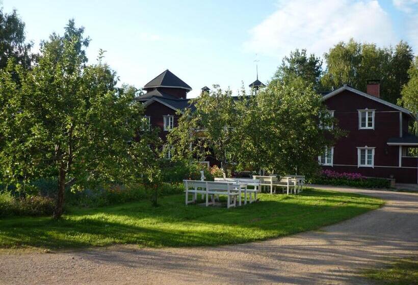 ベッドアンドブレックファースト Peltolan Luomutila